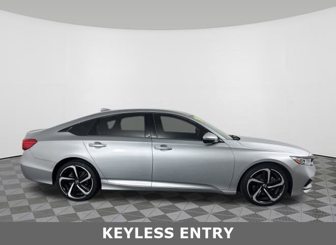 2019 Honda Accord Sport photo 2