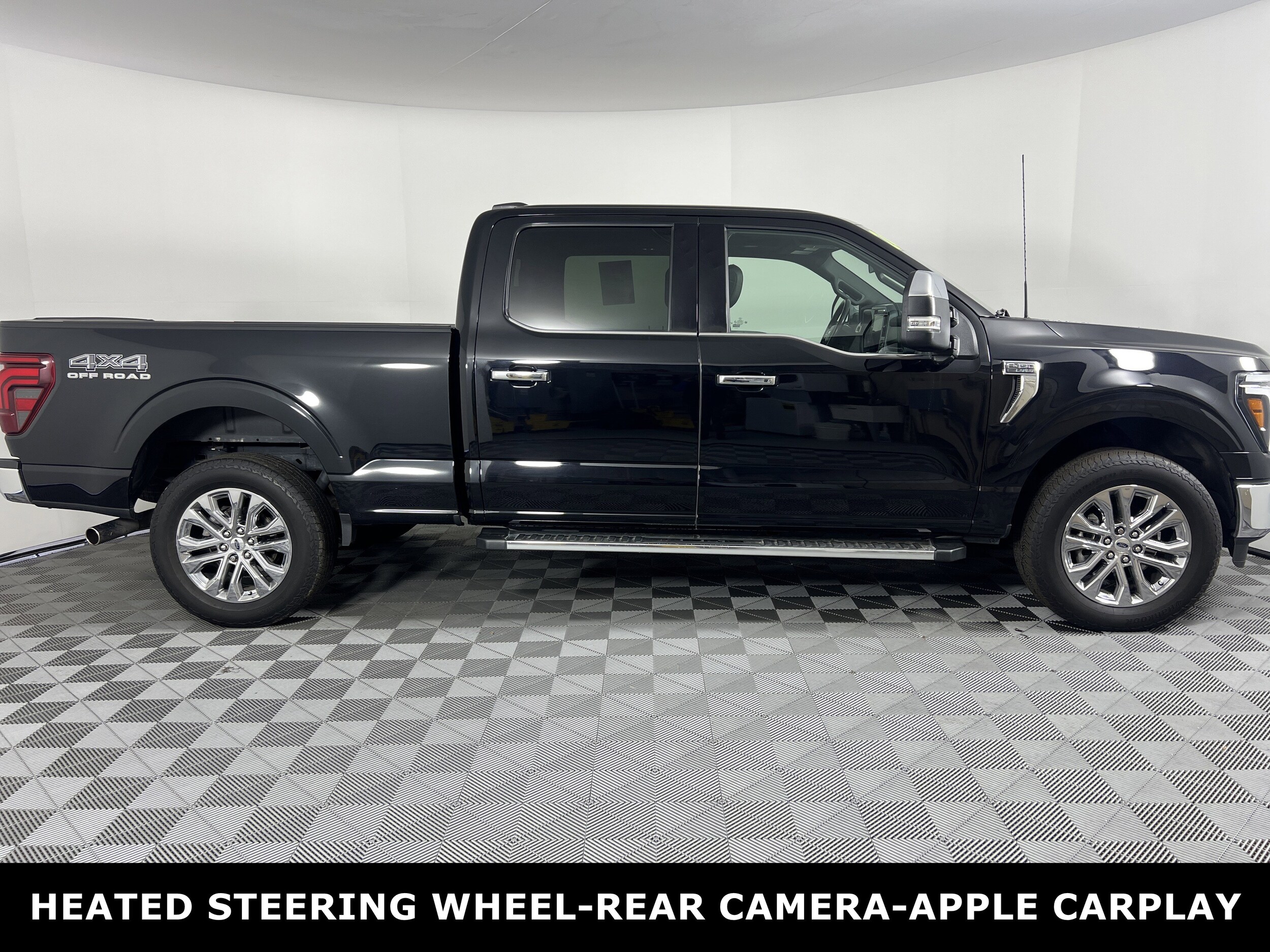 2024 Ford F-150 Lariat photo 2