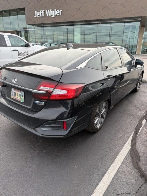 2018 Honda Clarity Plug-In Hybrid Touring photo 3