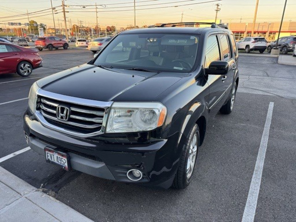 Used 2015 Honda Pilot EX AWD SUV