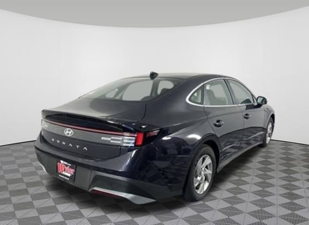 Certified 2025 Hyundai Sonata SE Sedan