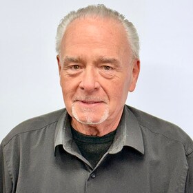 Staff member Jeff Storms from 3510f6a4796f