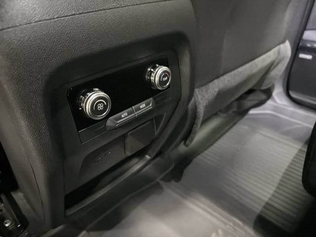 2026 GMC Acadia Elevation - Photo 19