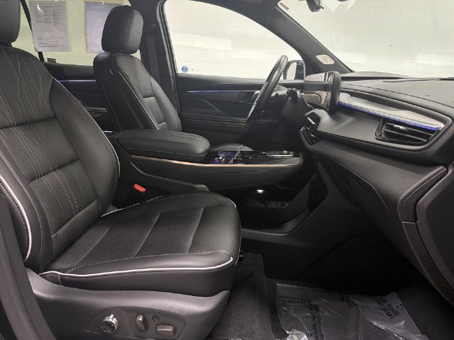 2025 Buick Enclave Avenir - Photo 22
