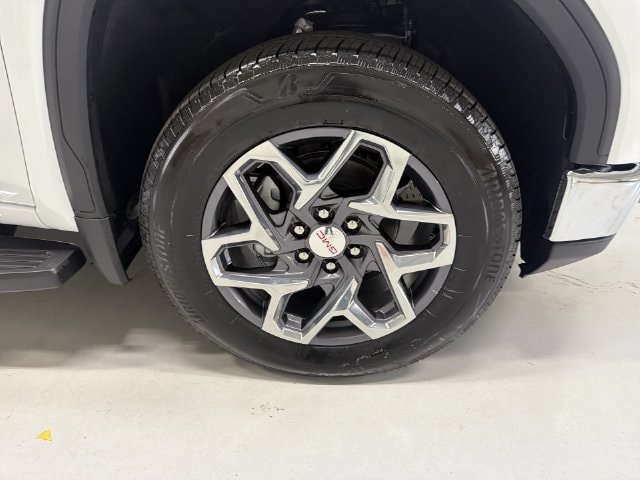 2026 GMC Sierra 1500 SLT - Photo 14