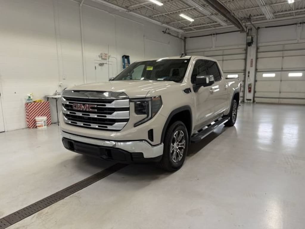 Used 2026 GMC Sierra 1500 SLE Truck Crew Cab