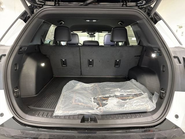 2026 GMC Terrain AT4 - Photo 15