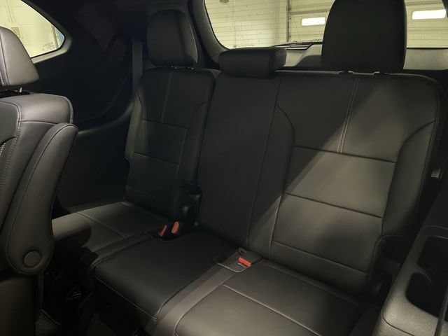 2026 GMC Acadia Elevation - Photo 17