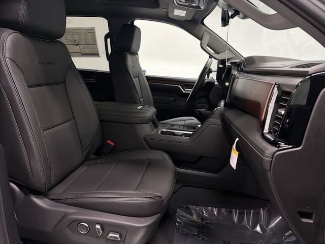 2026 GMC Sierra 3500HD Denali - Photo 20