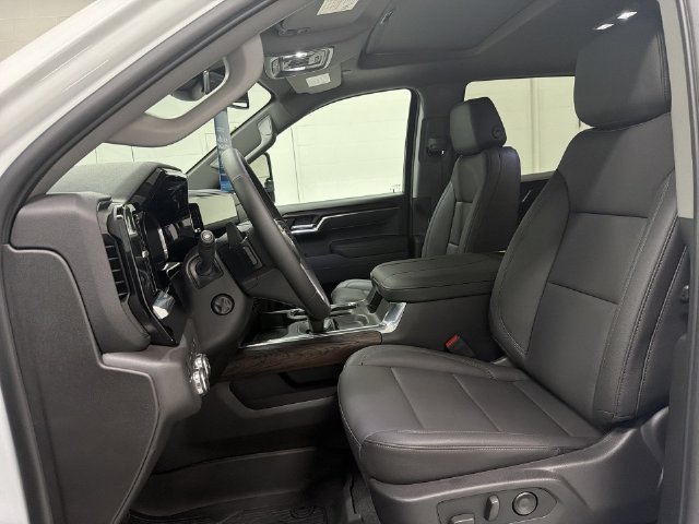 2026 GMC Sierra 1500 SLT - Photo 22