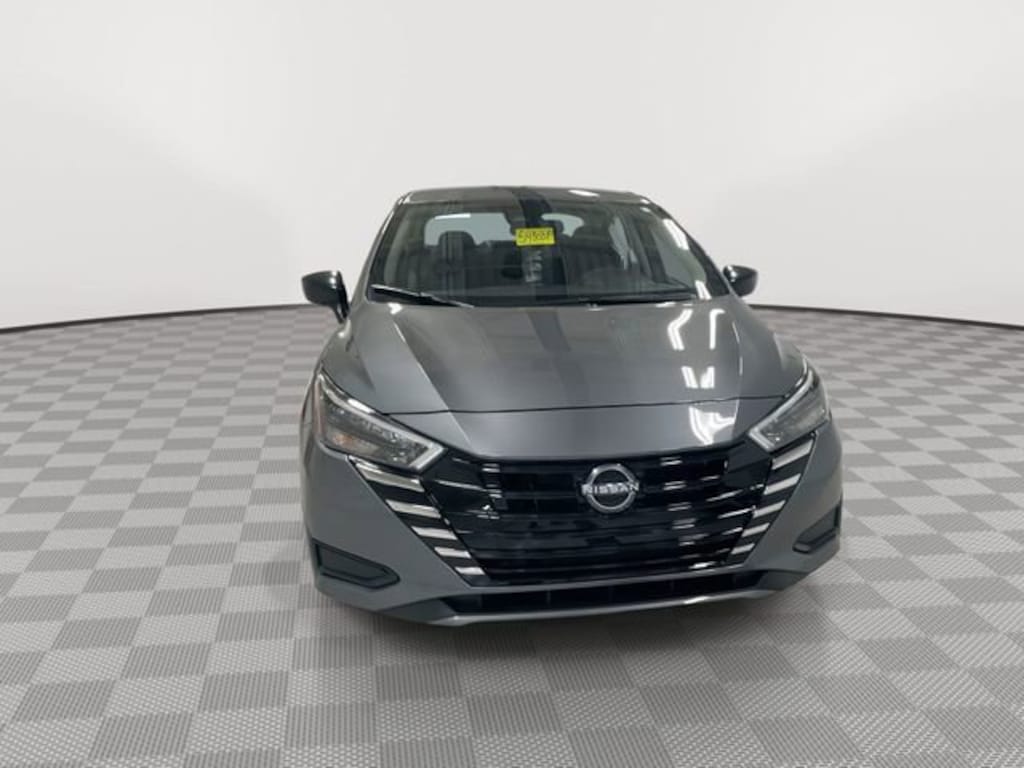 Used 2025 Nissan Versa 1.6 S Sedan