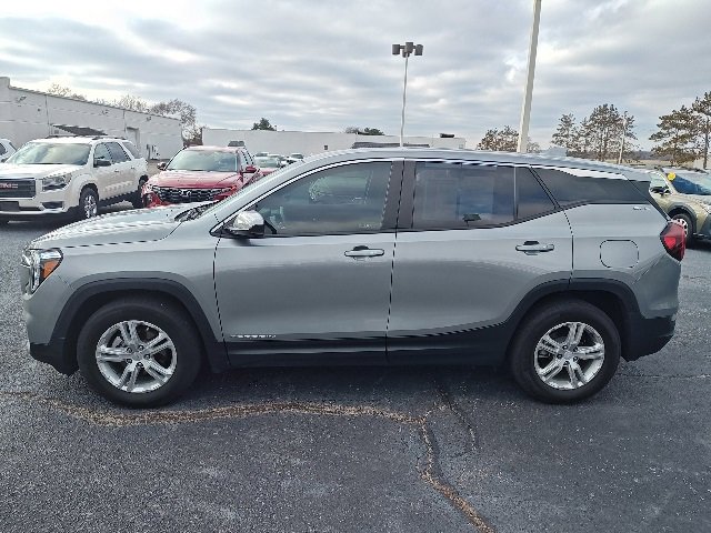 2023 Gmc Terrain SLE photo 3