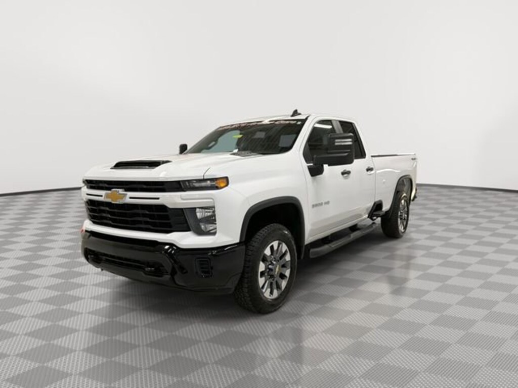 Used 2025 Chevrolet Silverado 2500 HD Custom Truck Double Cab