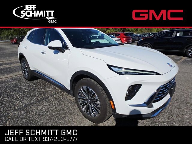 2025 Buick Envision Preferred's photo