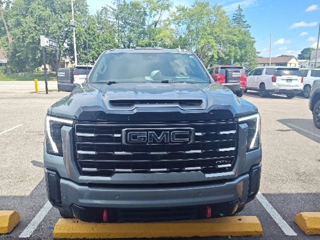 Used 2024 GMC Sierra 2500 HD AT4 Truck