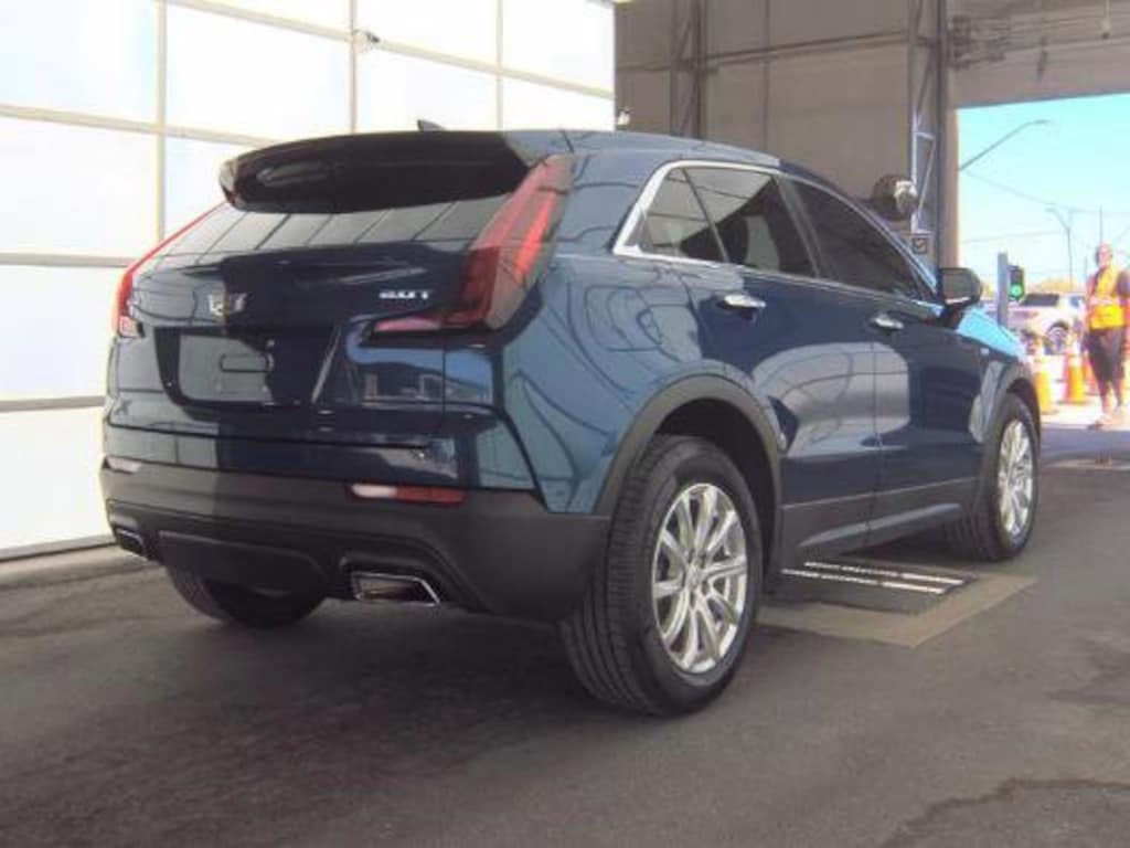 Used 2019 CADILLAC XT4 FWD Luxury SUV