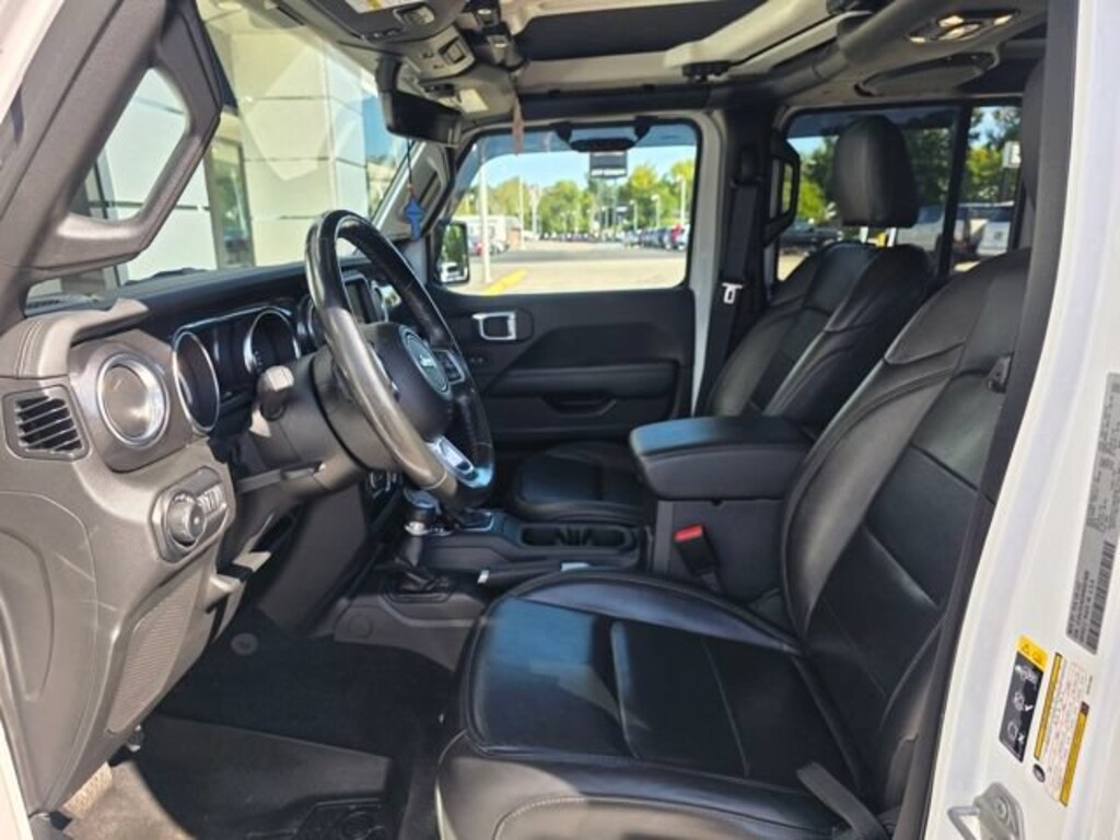 Used 2021 Jeep Wrangler Unlimited Sahara Altitude SUV
