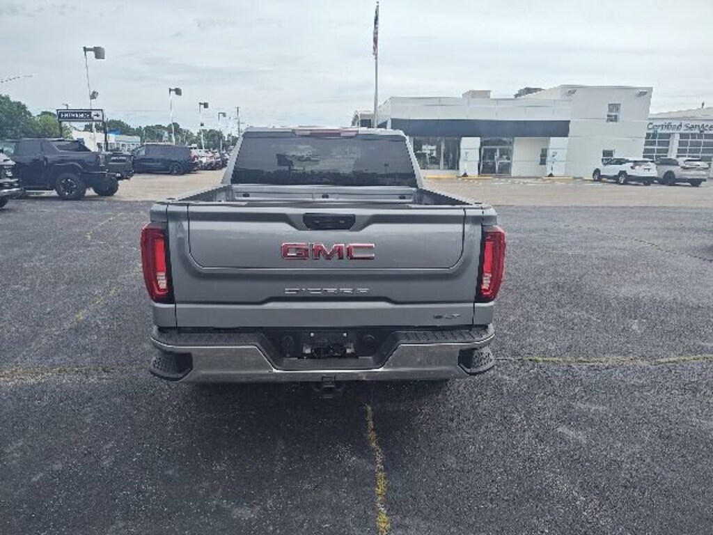 Used 2025 GMC Sierra 1500 SLT Truck