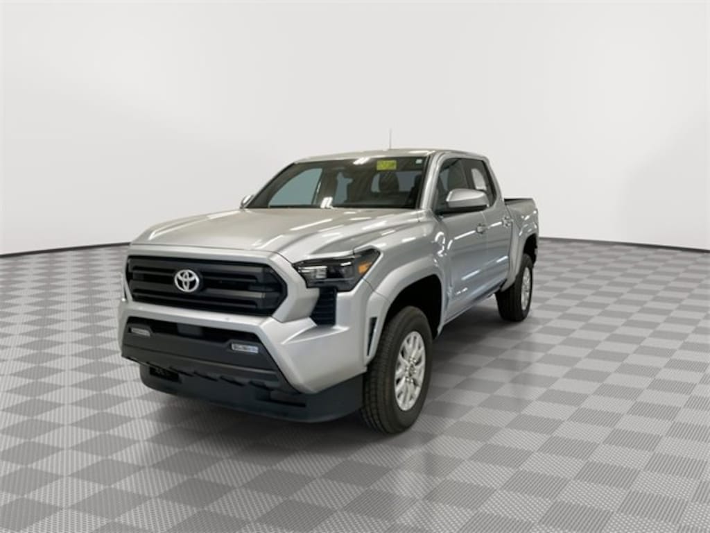Used 2024 Toyota Tacoma 4WD SR5