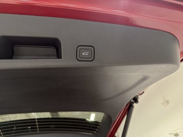 2026 GMC Acadia Elevation - Photo 16