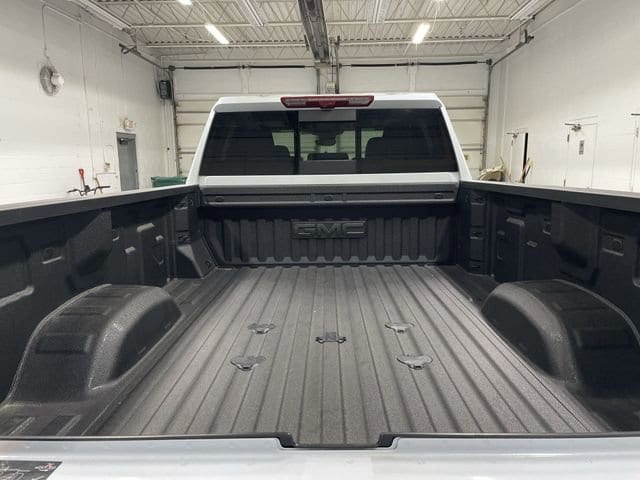 2026 GMC Sierra 3500HD Denali - Photo 15