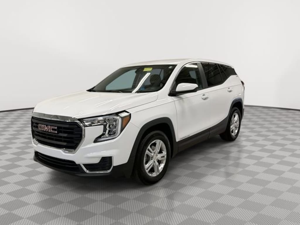 Used 2024 GMC Terrain SLE SUV
