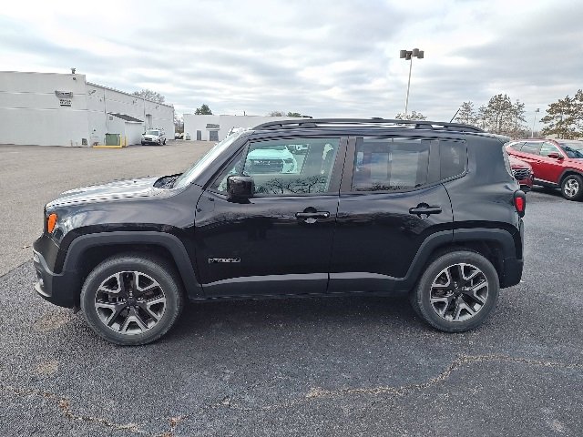 2017 Jeep Renegade Latitude North Edition photo 3
