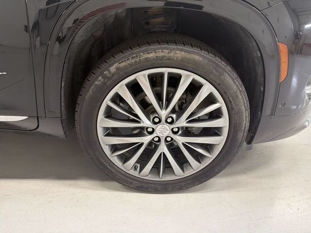 2025 Buick Enclave Avenir - Photo 15