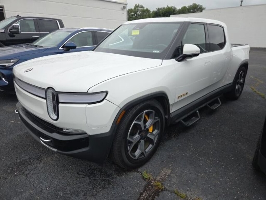 Used 2022 Rivian R1T Adventure Package