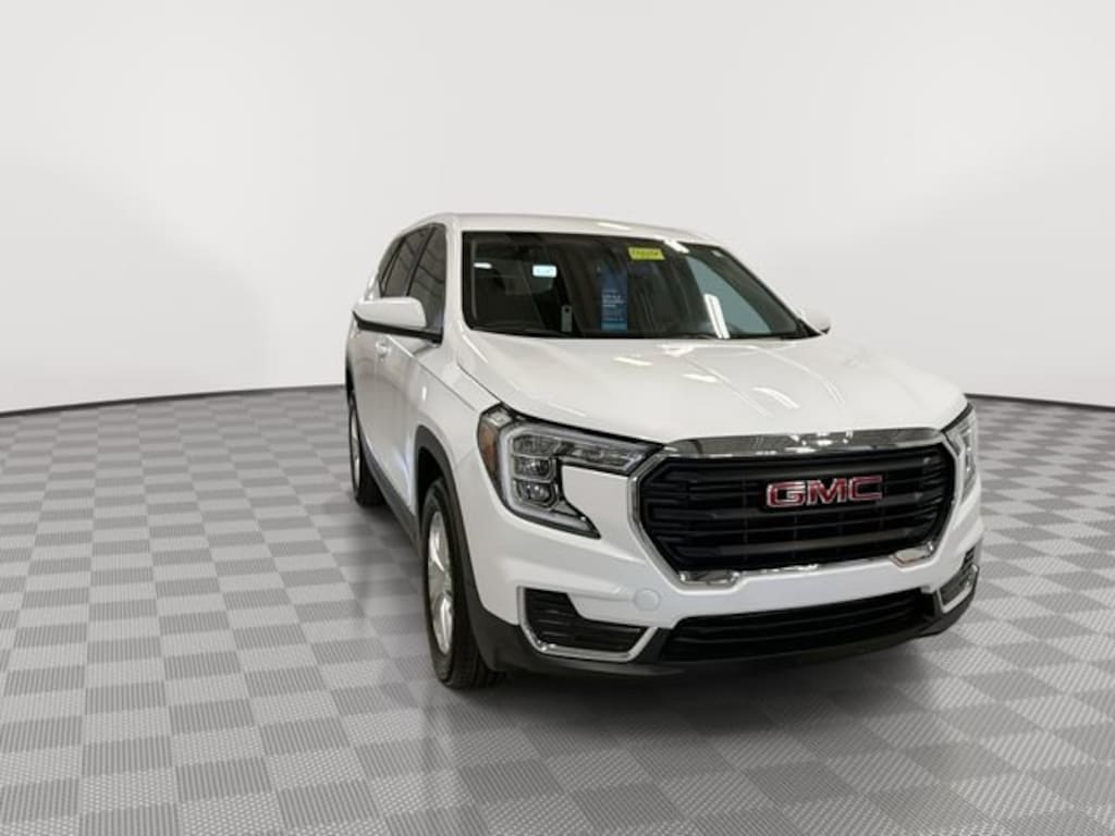 Used 2024 GMC Terrain SLE SUV