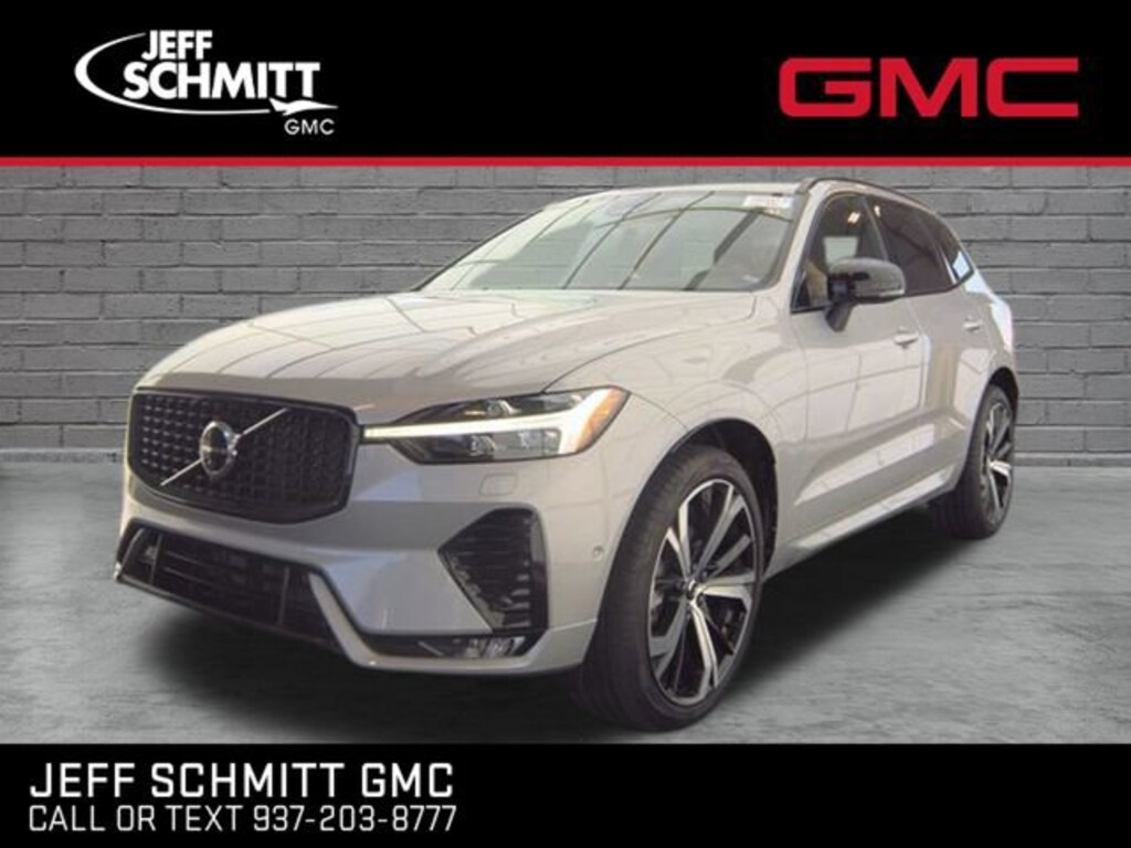 Used 2023 Volvo XC60 B5 Ultimate Dark Theme SUV