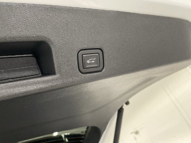 2025 GMC Acadia Elevation - Photo 17