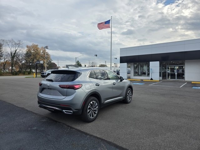 2025 Buick Envision Preferred photo 3