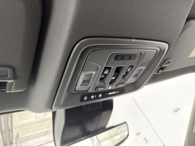 2026 GMC Sierra 3500HD Denali - Photo 36