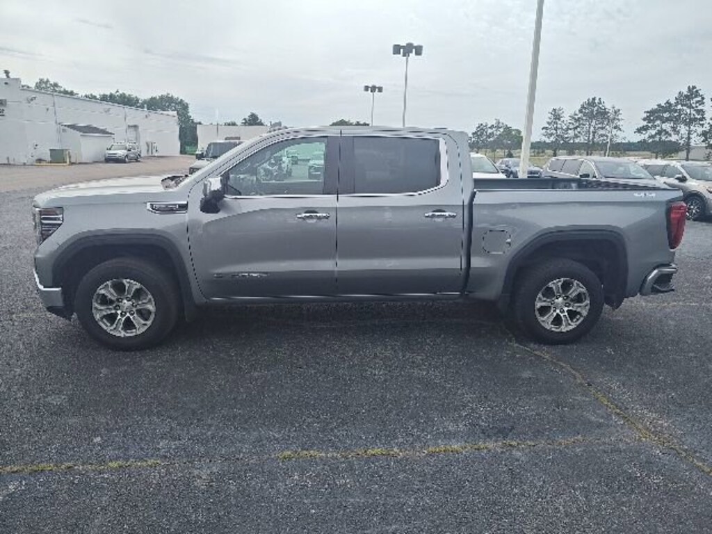 Used 2025 GMC Sierra 1500 SLT Truck