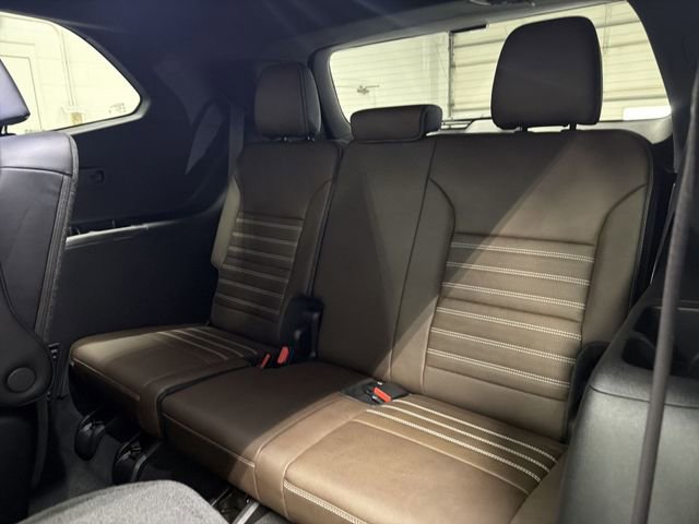 2026 GMC Acadia Denali Ultimate - Photo 17