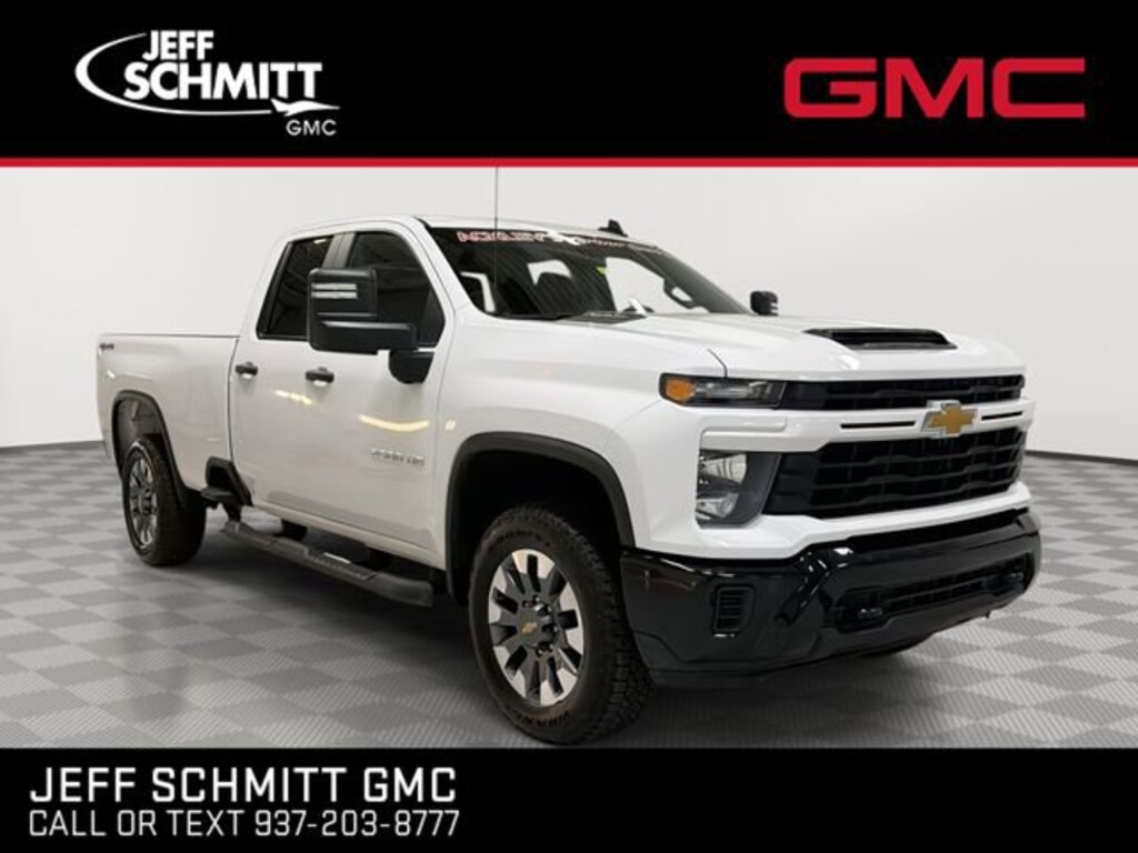 Used 2025 Chevrolet Silverado 2500 HD Custom Truck Double Cab