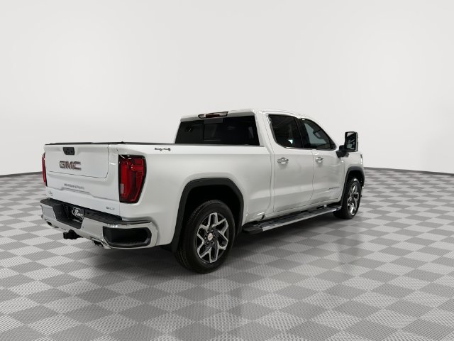 2026 GMC Sierra 1500 SLT - Photo 10