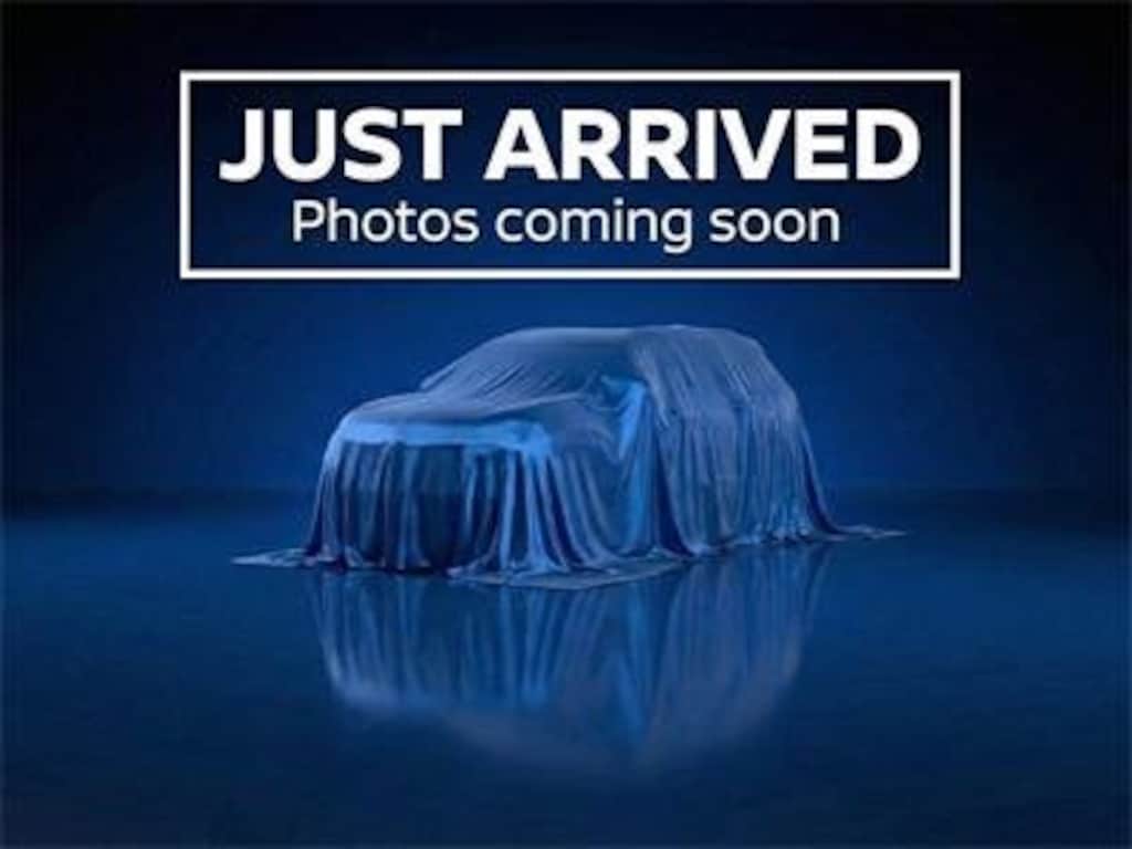 Used 2023 Chevrolet Traverse LT Cloth SUV