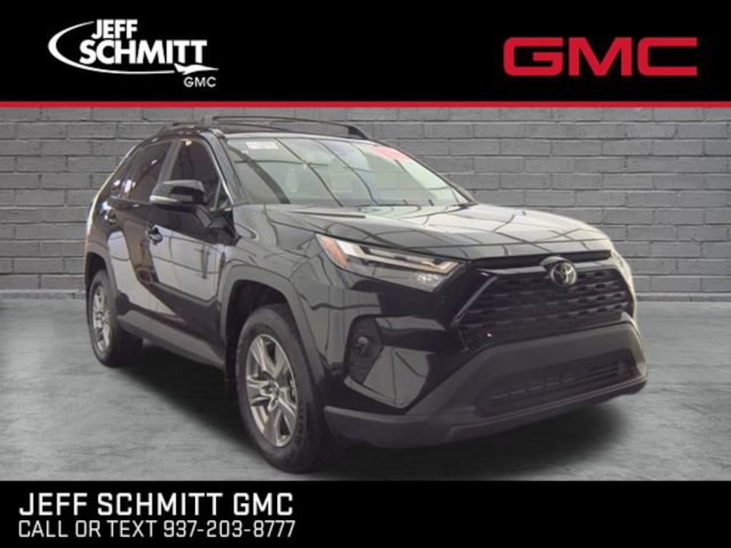 Used 2025 Toyota RAV4 XLE SUV