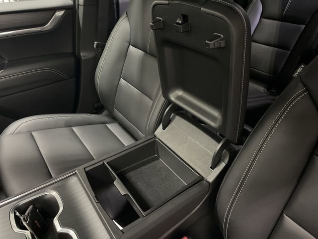 2026 GMC Acadia Elevation - Photo 26
