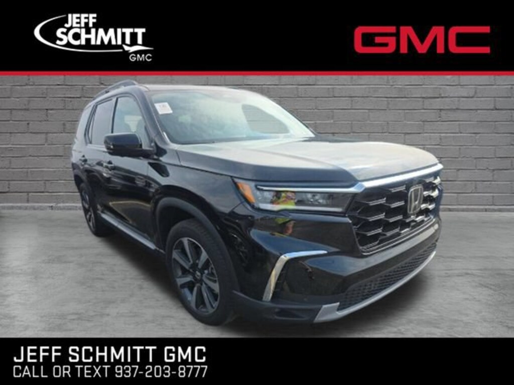 Used 2025 Honda Pilot Elite