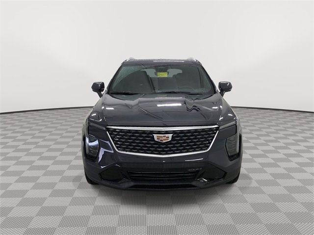 2024 Cadillac XT4 Premium Luxury photo 3