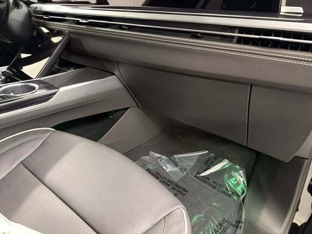 2026 Cadillac Escalade ESV Sport - Photo 29