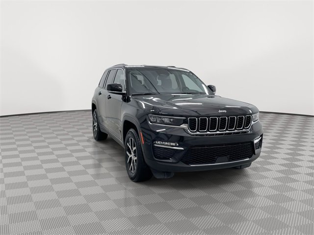 Used 2023 Jeep Grand Cherokee Limited with VIN 1C4RJHBG5PC570808 for sale in Beavercreek, OH