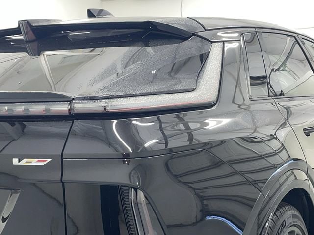 2026 Cadillac LYRIQ V Premium - Photo 17