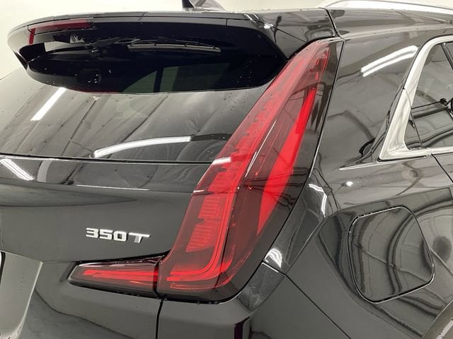 2025 Cadillac XT4 Premium Luxury - Photo 17