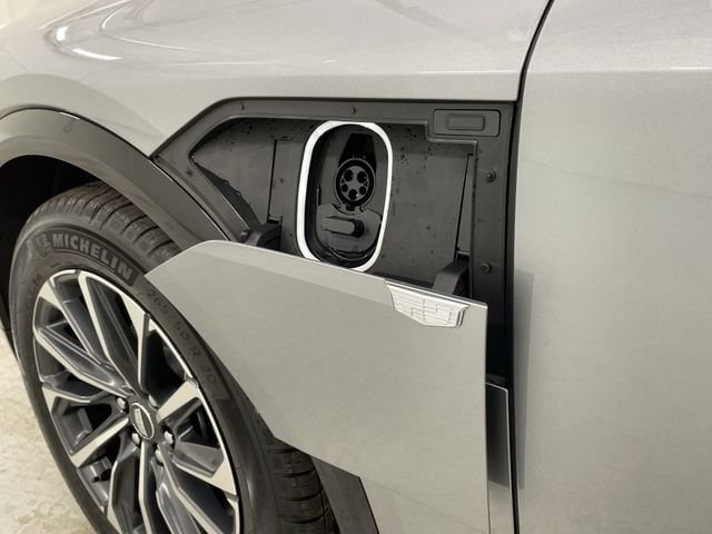 2025 Cadillac LYRIQ Sport 2 - Photo 28