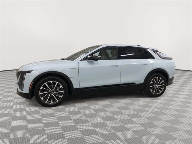2024 Cadillac Lyriq Sport photo 4