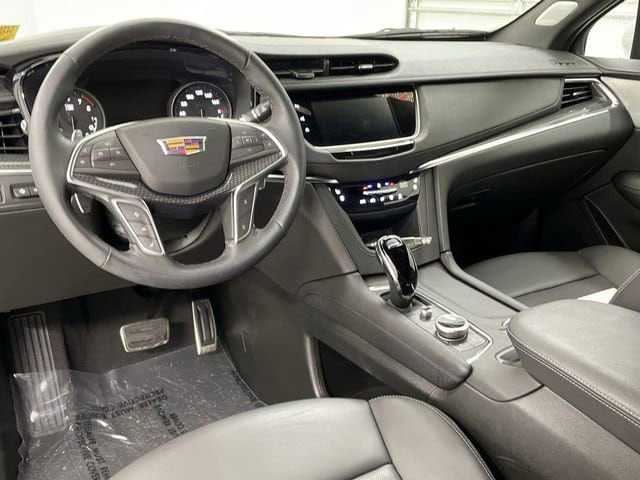 2025 Cadillac XT5 Sport - Photo 21